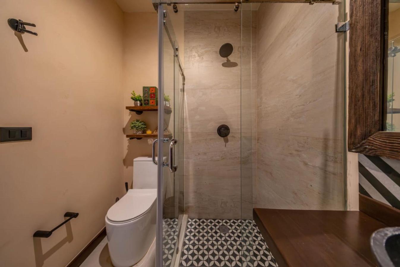 Villa Asana With Stunning Luxury Pool And Private Rooftop *